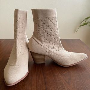 Coconuts by Matisse taupe sock boots